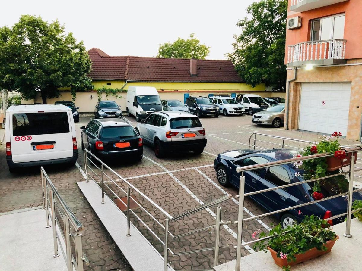 Pensiune Roua 2 Arad Exterior foto